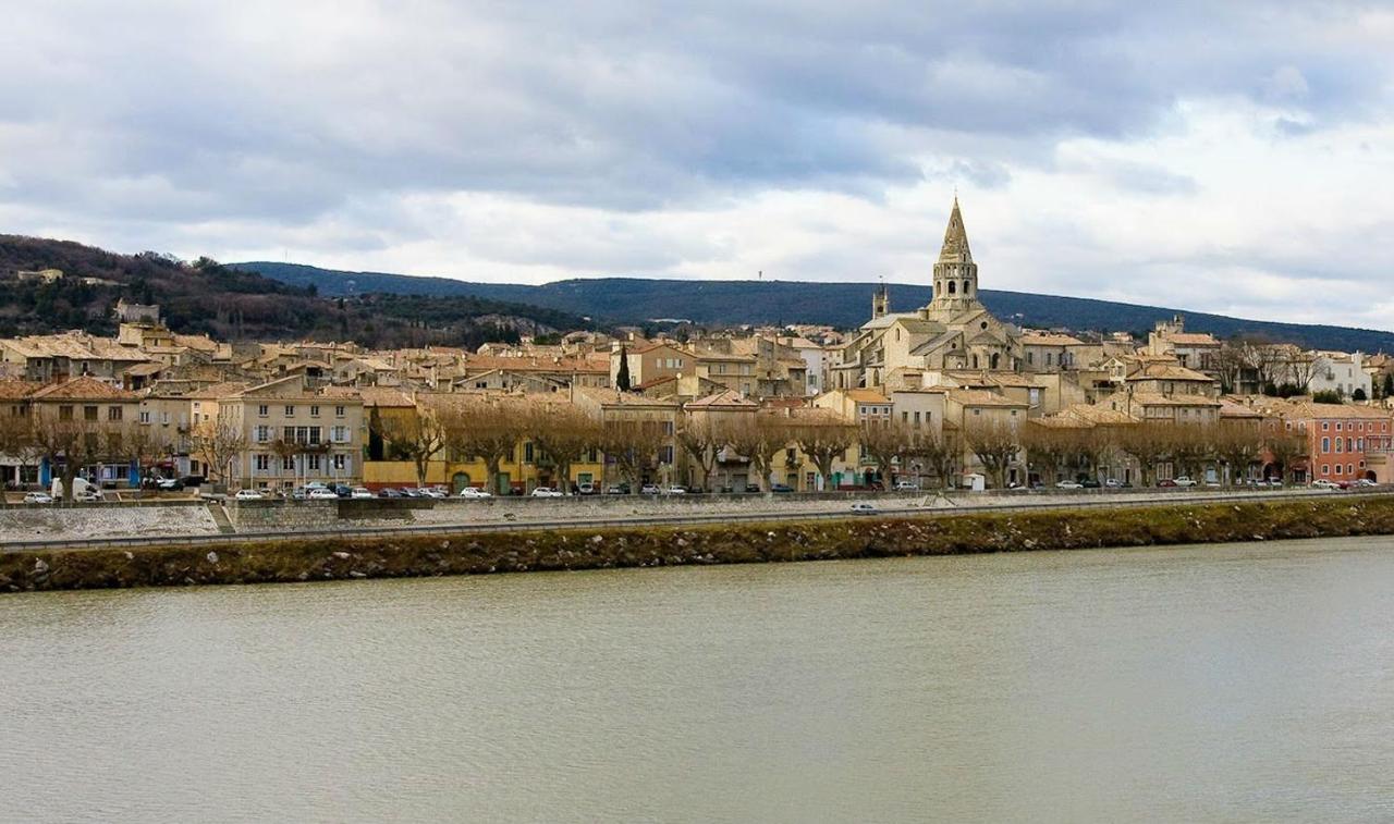 L'Oustau Bonur Bed & Breakfast Bourg-Saint-Andéol Dış mekan fotoğraf